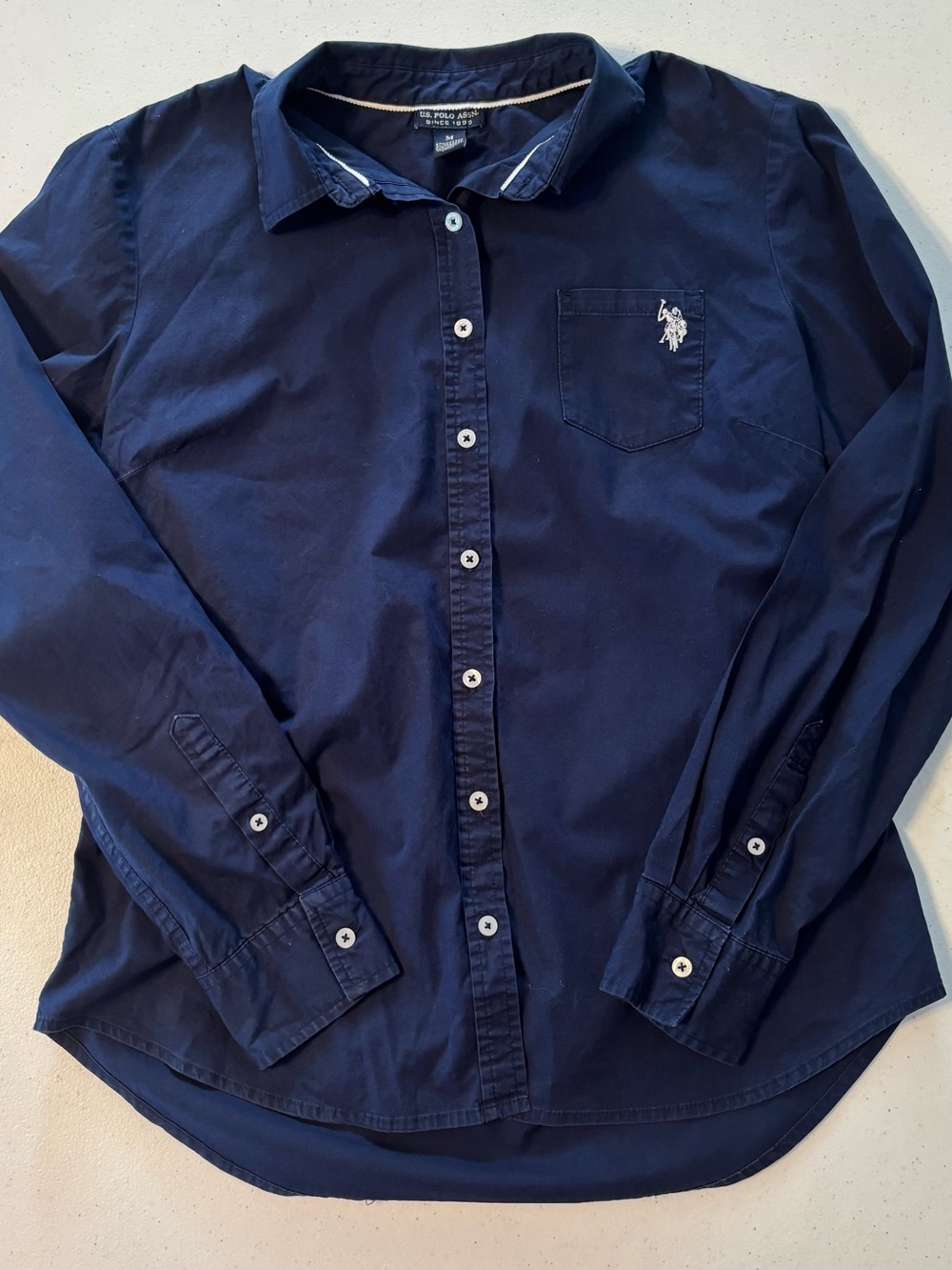 U.S. Polo Assn. Womens Navy Long-Sleeve Button-Down Shirt size medium